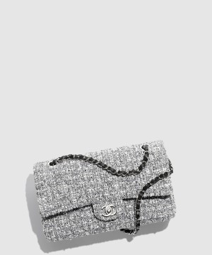 샤넬 클래식 플랩백 A01112