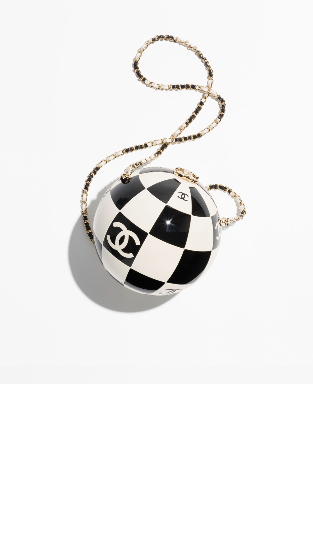 샤넬 원형 미노디에르 AS3716