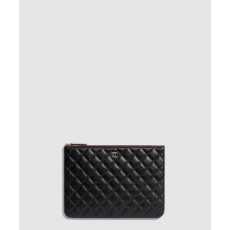 샤넬 클래식 클러치 미듐 A82545