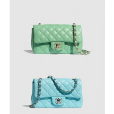 샤넬 클래식 램스킨 뉴미니 샴페인골드 A69900