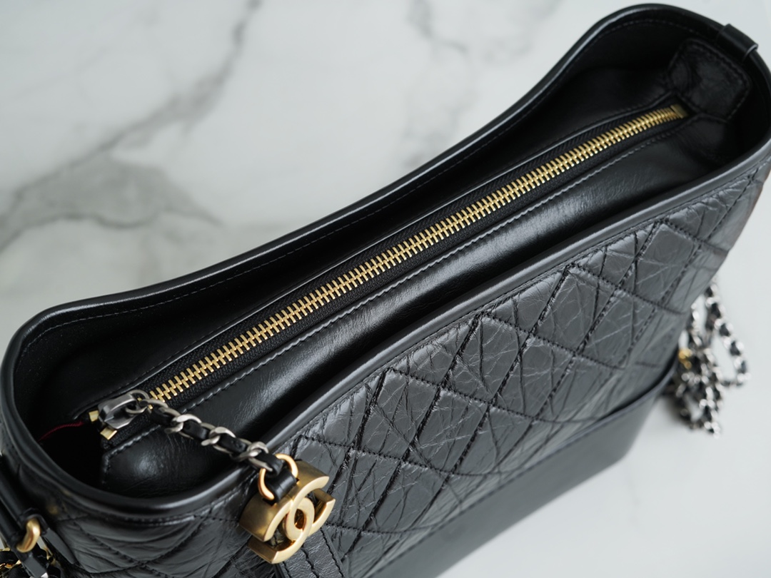 샤넬 빈티지 가브리엘 호보백 미듐