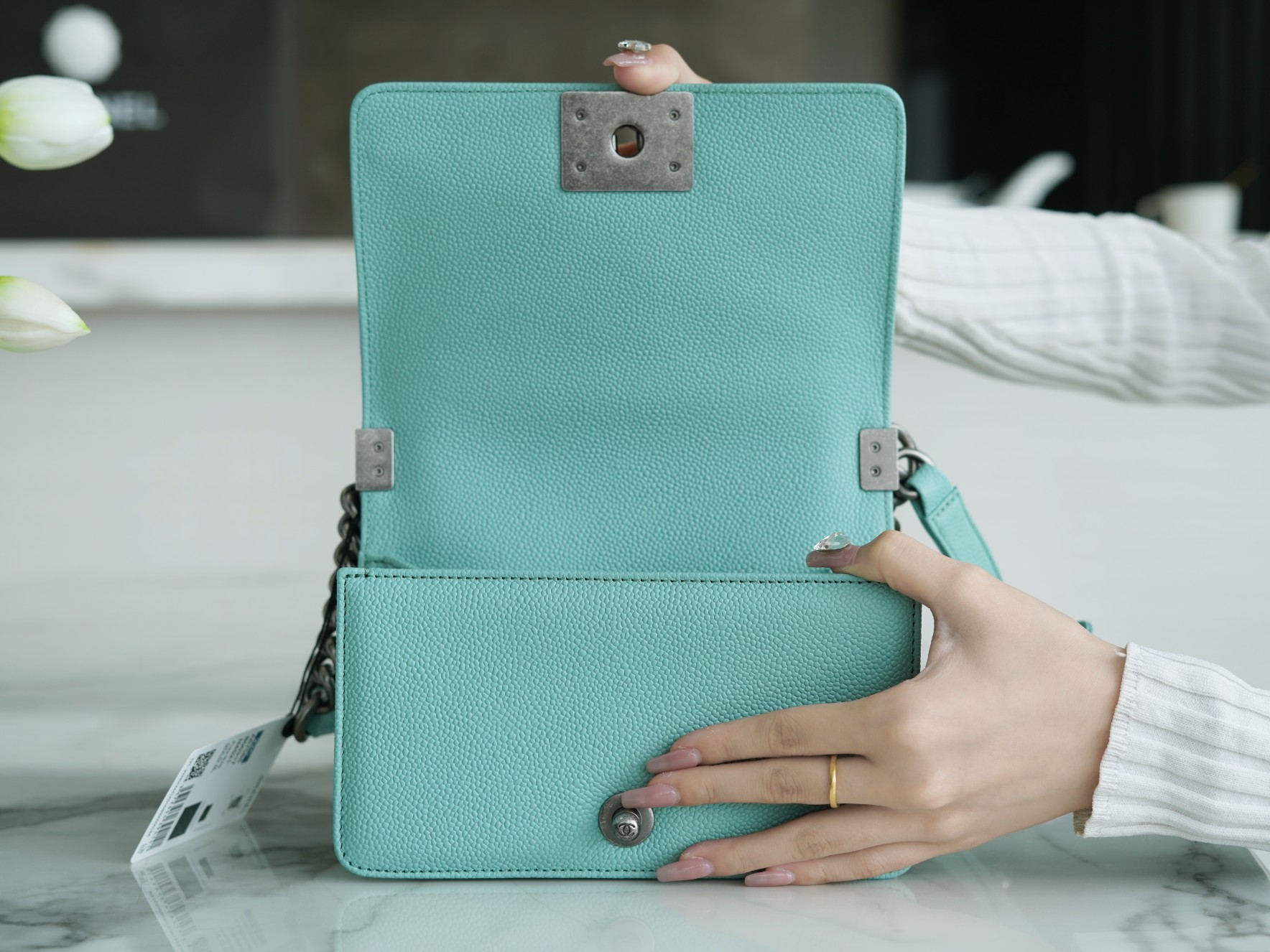 샤넬 보이백 스몰 티파니블루 은장 캐비어