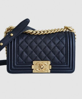 샤넬 보이백 스몰 다크블루 금장 캐비어