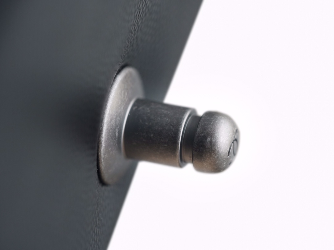 샤넬 보이백 스몰 블랙 은장 캐비어