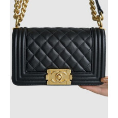 샤넬 보이백 스몰 블랙 금장 캐비어