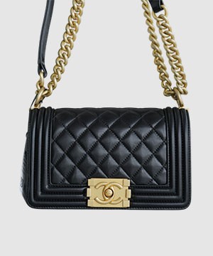 샤넬 보이백 스몰 블랙 금장 램스킨