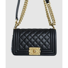 샤넬 보이백 스몰 블랙 금장 램스킨