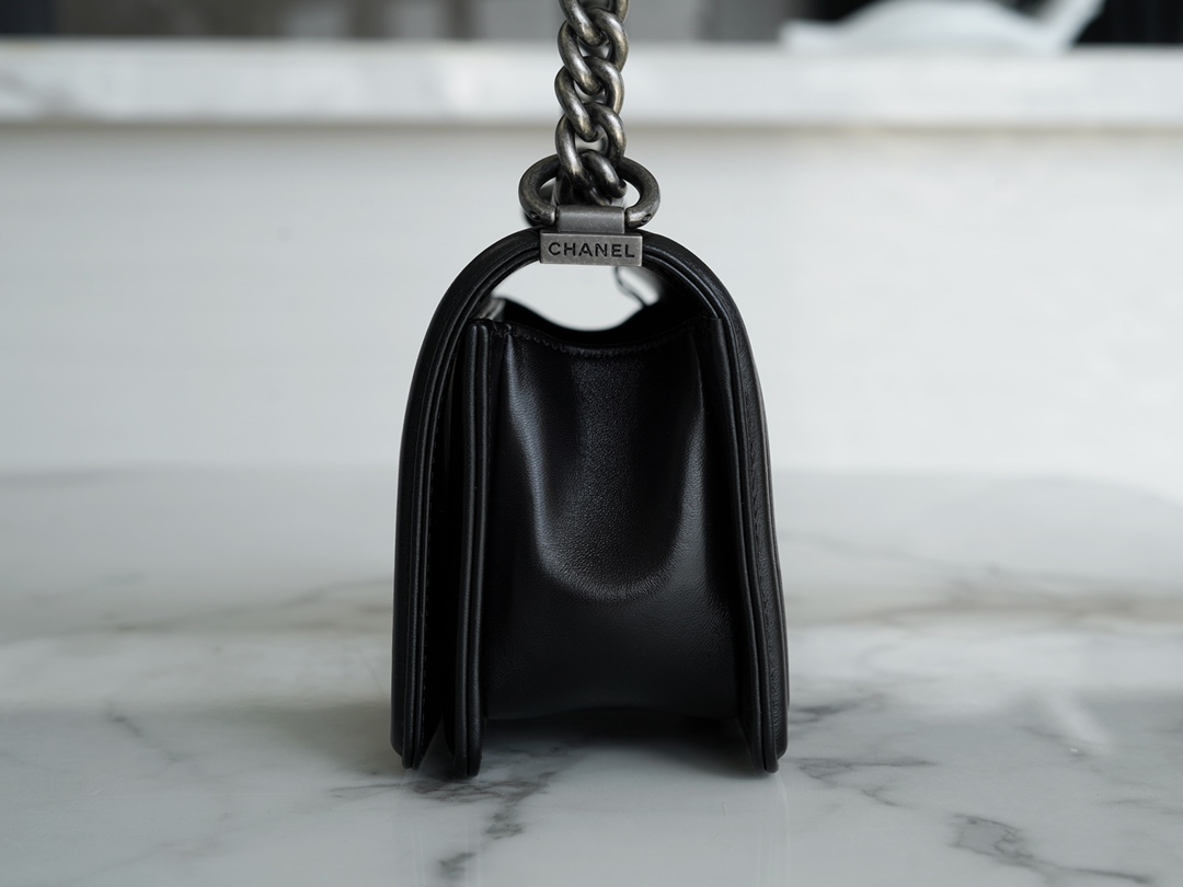 샤넬 램스킨 보이백 스몰 실버 버클