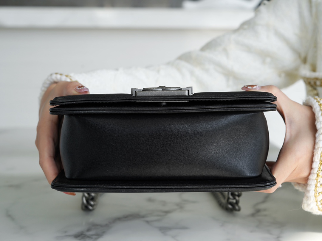 샤넬 램스킨 보이백 스몰 실버 버클