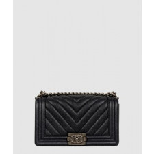 샤넬 쉐브론 보이백 캐비어 미듐 A67086