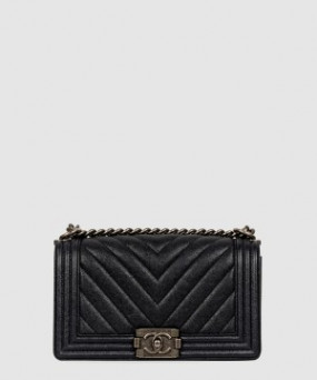 샤넬 쉐브론 보이백 캐비어 미듐 A67086