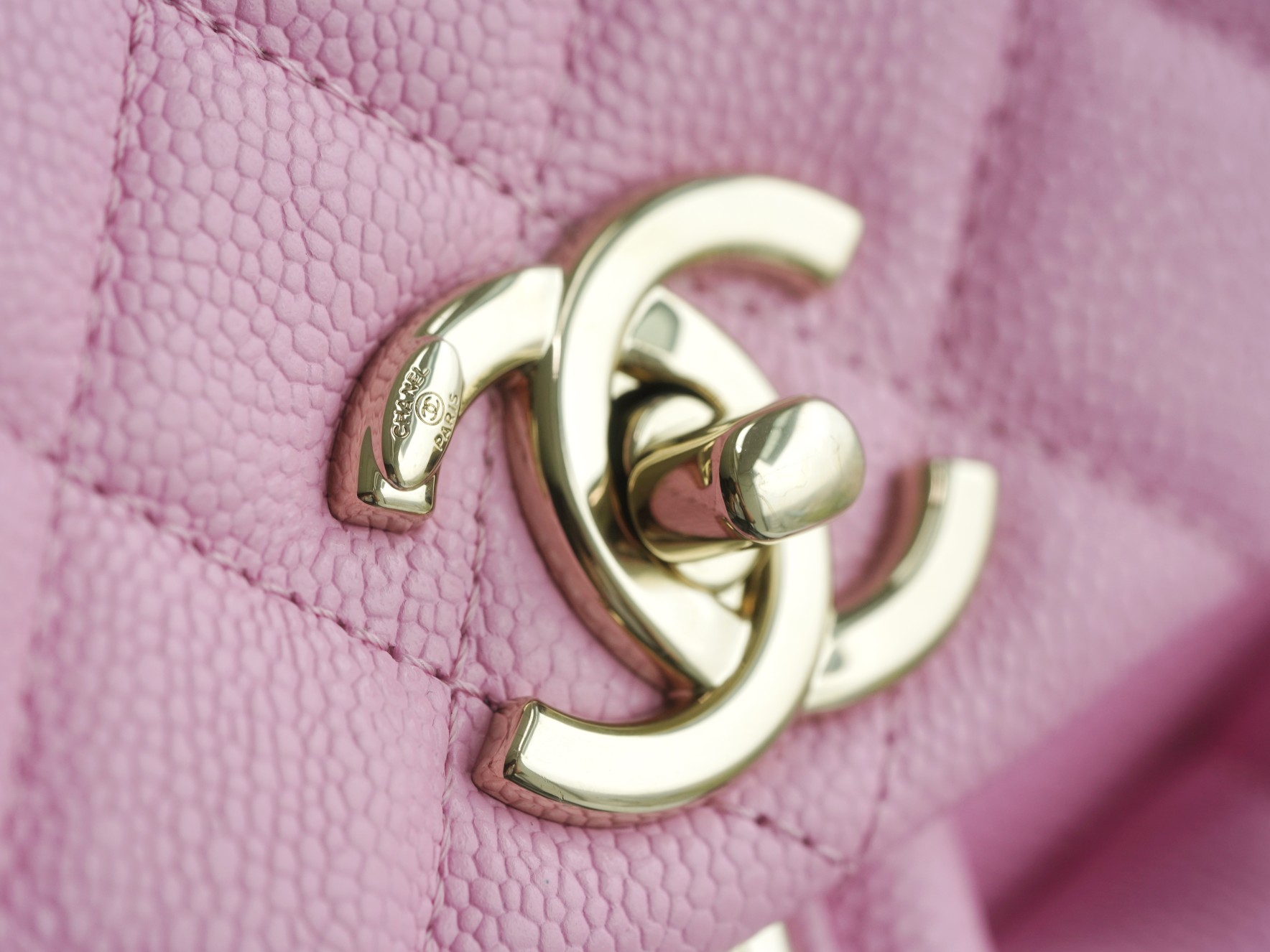 샤넬 23A 듀마 더블 포켓 백 라지 핑크