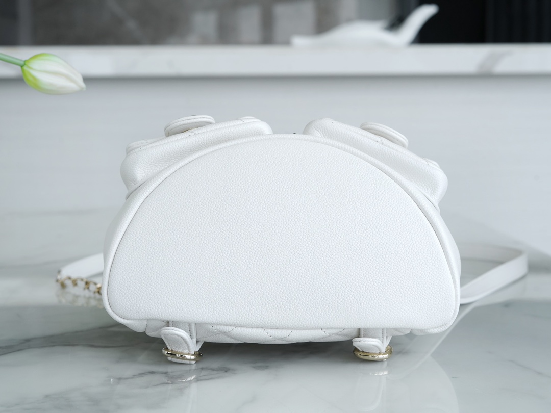 샤넬 23A 듀마 더블 포켓 백 라지 화이트