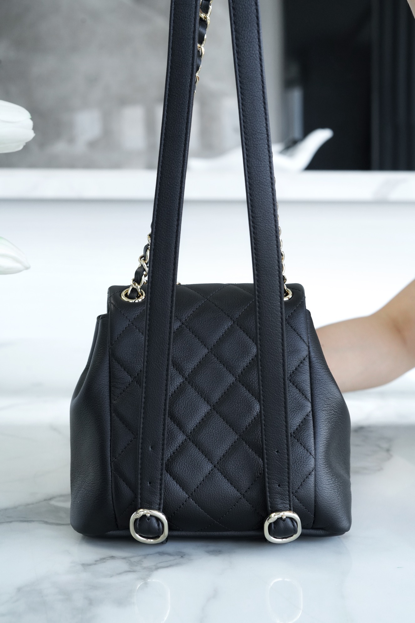 샤넬 23A 듀마 더블 포켓 백 스몰 블랙