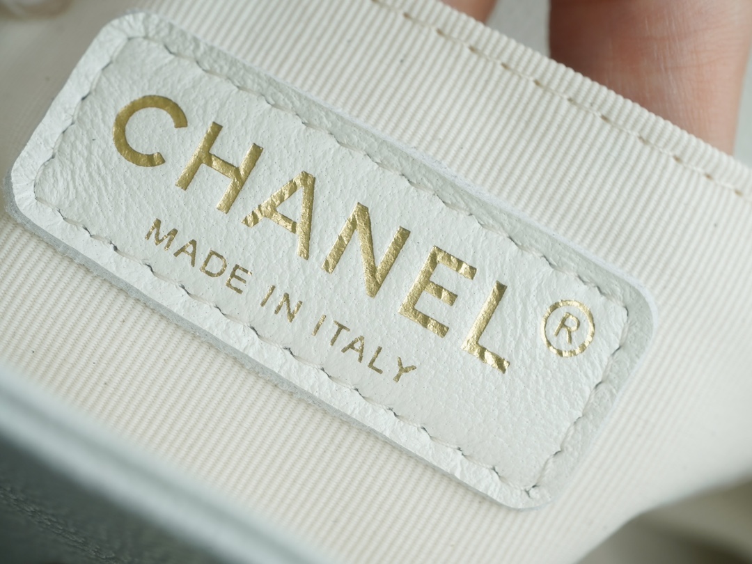 샤넬 23K 뉴 듀마백 스몰 화이트