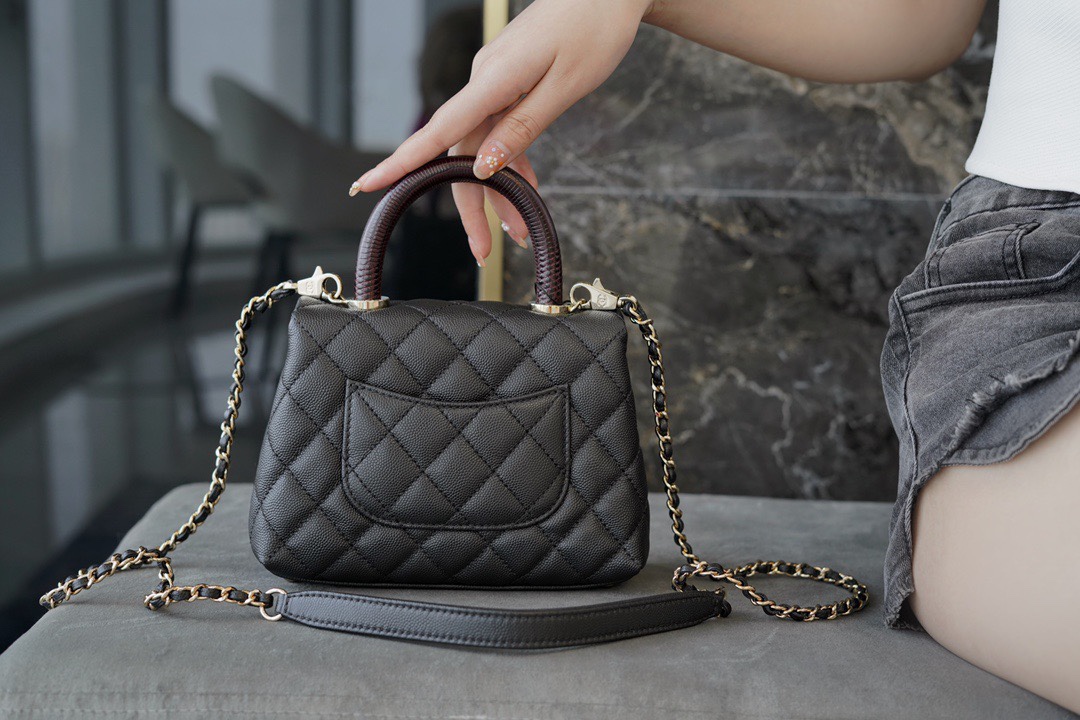 샤넬 코코핸들 블랙 리자드 미니 캐비어