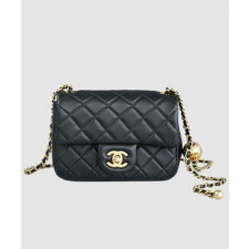 샤넬 클래식 골드볼 플랩백 미니 블랙