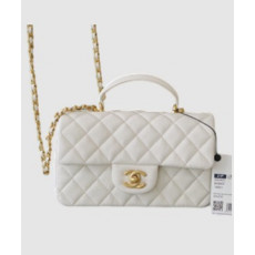 샤넬 클래식 뉴미니 탑핸들 플랩백 화이트 캐비어