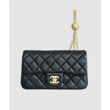 샤넬 클래식 플랩백 뉴미니 블랙 금장 까멜리아