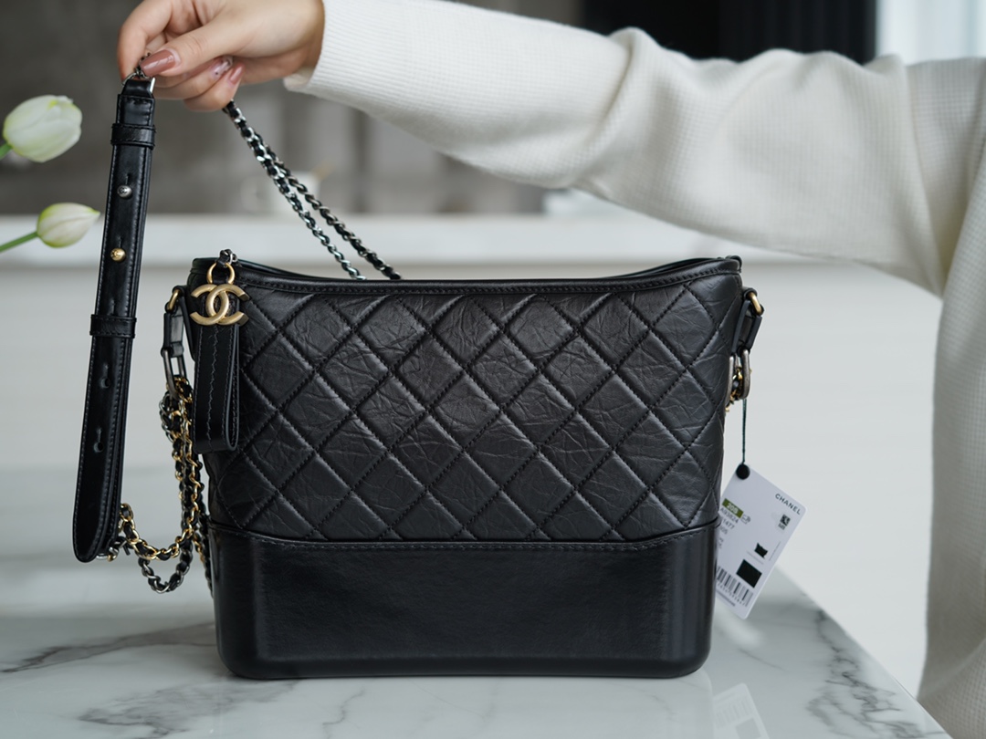 샤넬 클래식 가브리엘 호보백 라지