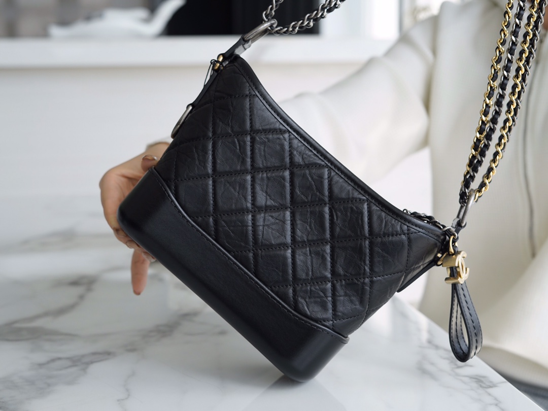 샤넬 클래식 가브리엘 호보백 스몰