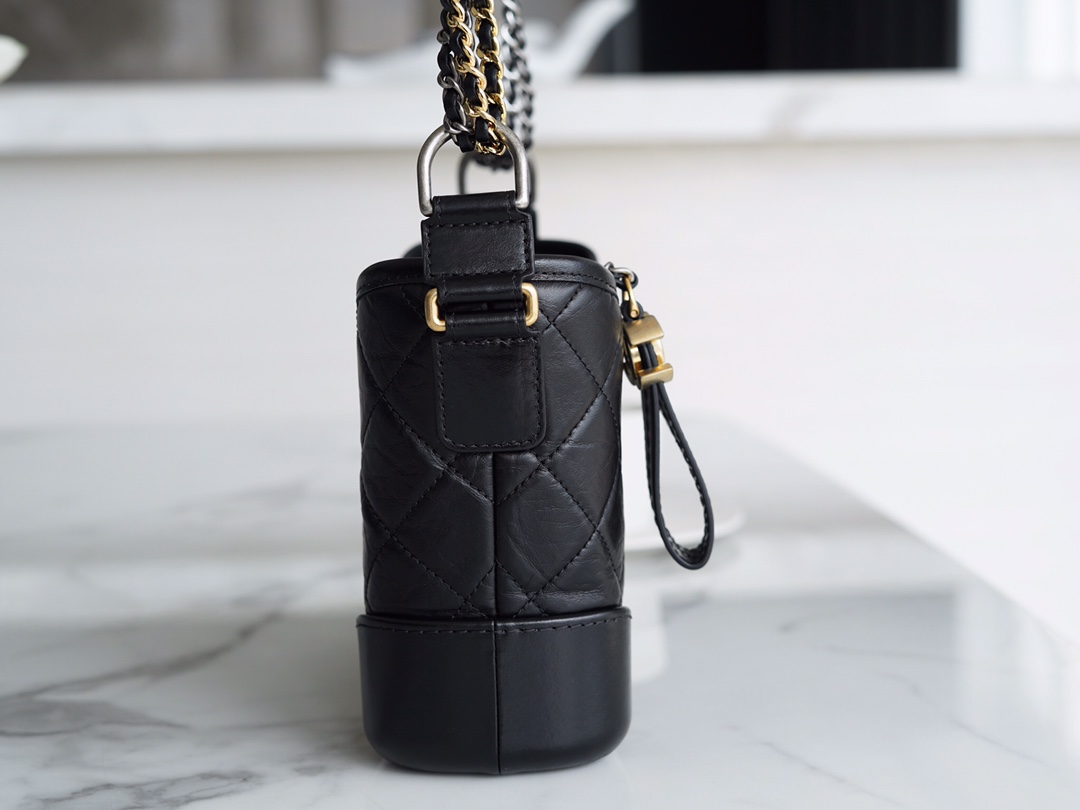 샤넬 클래식 가브리엘 호보백 스몰