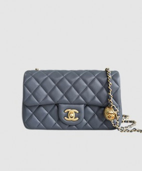 샤넬 클래식 메탈볼 플랩백 그레이 금장 램스킨