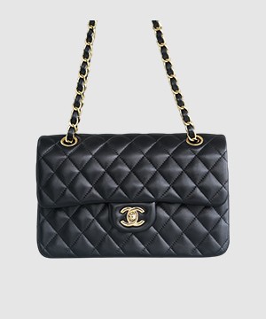 샤넬 클래식 플랩백 스몰 블랙 금장 램스킨