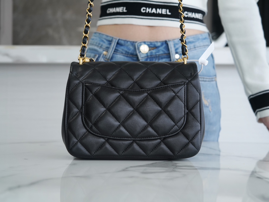 샤넬 클래식 더블 체인 숄더백 금장