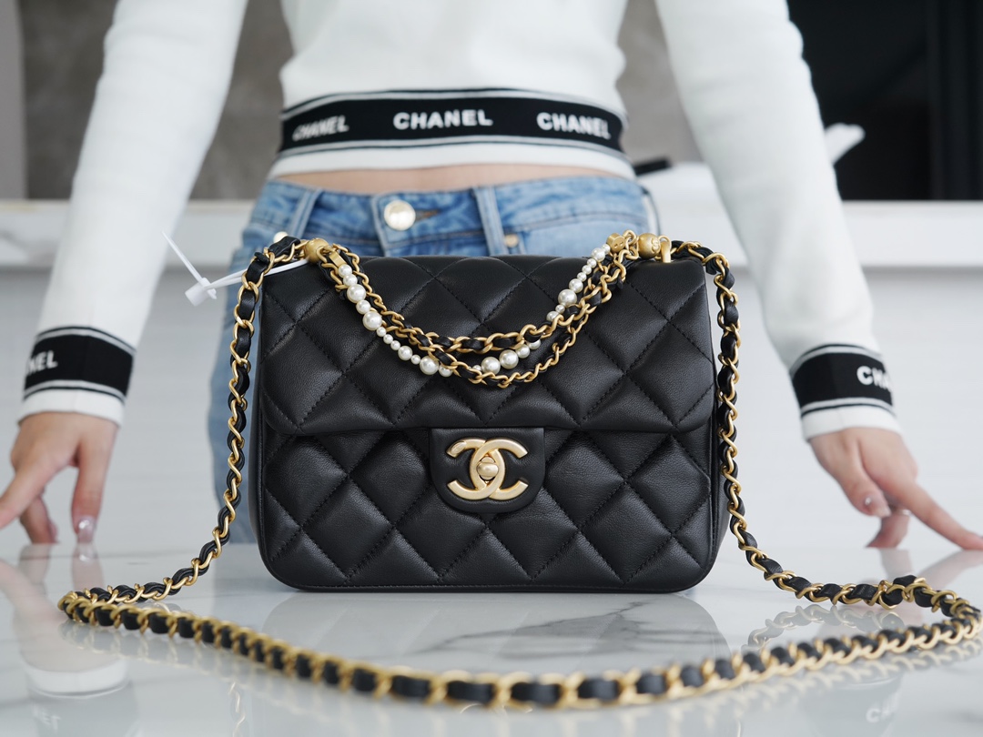 샤넬 클래식 더블 체인 숄더백 금장