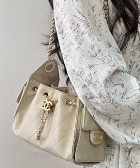 샤넬 25c 호보백 22