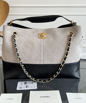 샤넬 25공방 스웨이드 투톤 숄더백 AS5634