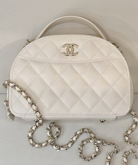 샤넬 25C 볼링백 크루즈 하프문 탑핸들 AP4438