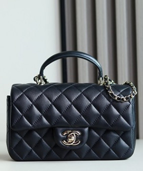 샤넬 핸들 미니 CF 플랩백 램스킨 금장