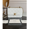 샤넬 24C 뉴시즌 체인 플랩백 19 화이트 AS2649