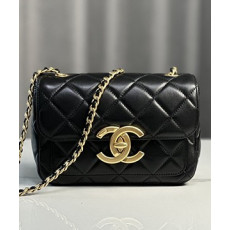 샤넬 24B 미니 램스킨 플랩 백