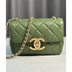 샤넬 24B 미니 램스킨 플랩 백