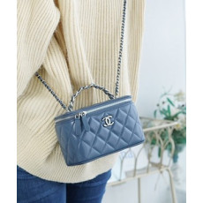 샤넬 23K 탑핸들 스몰 베니티백 AP3593