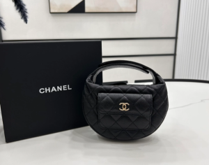 샤넬 23B 파우치 호보백 AP3095 16x16x5.5cm