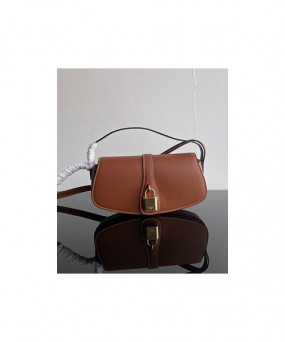 셀린느 타부 스트랩 클러치 백 브라운