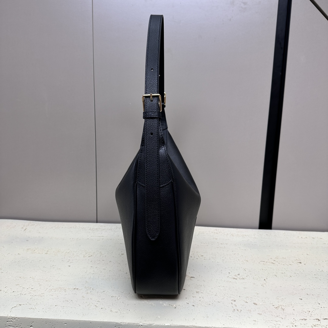 셀린느 헬로이즈 백 블랙