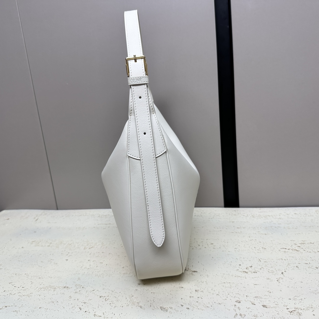 셀린느 헬로이즈 백