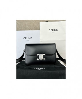 셀린느 클래식 카프스킨 트리옹프