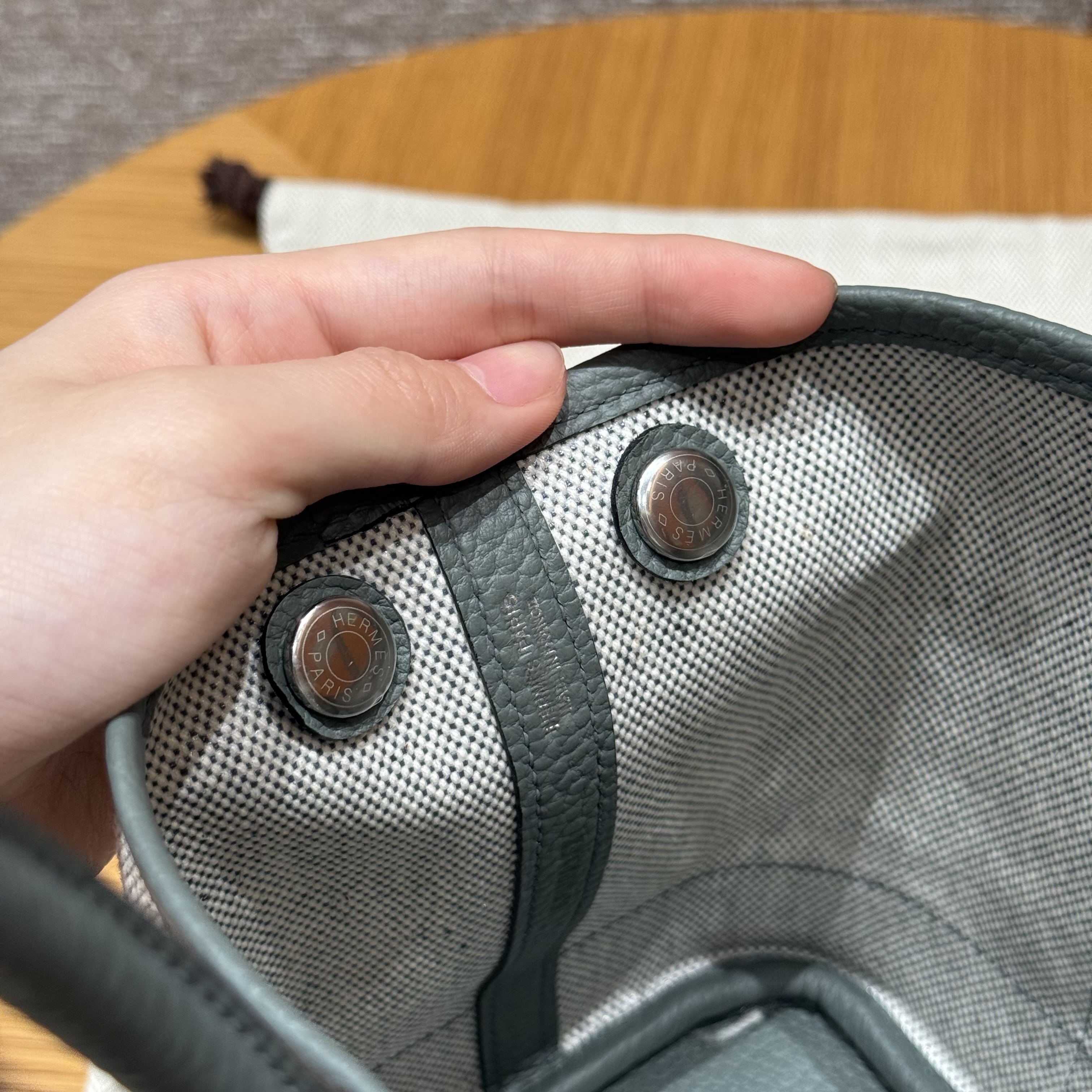 에르메스 가든파티 미니 23 Ecru/Noir/Mangrove