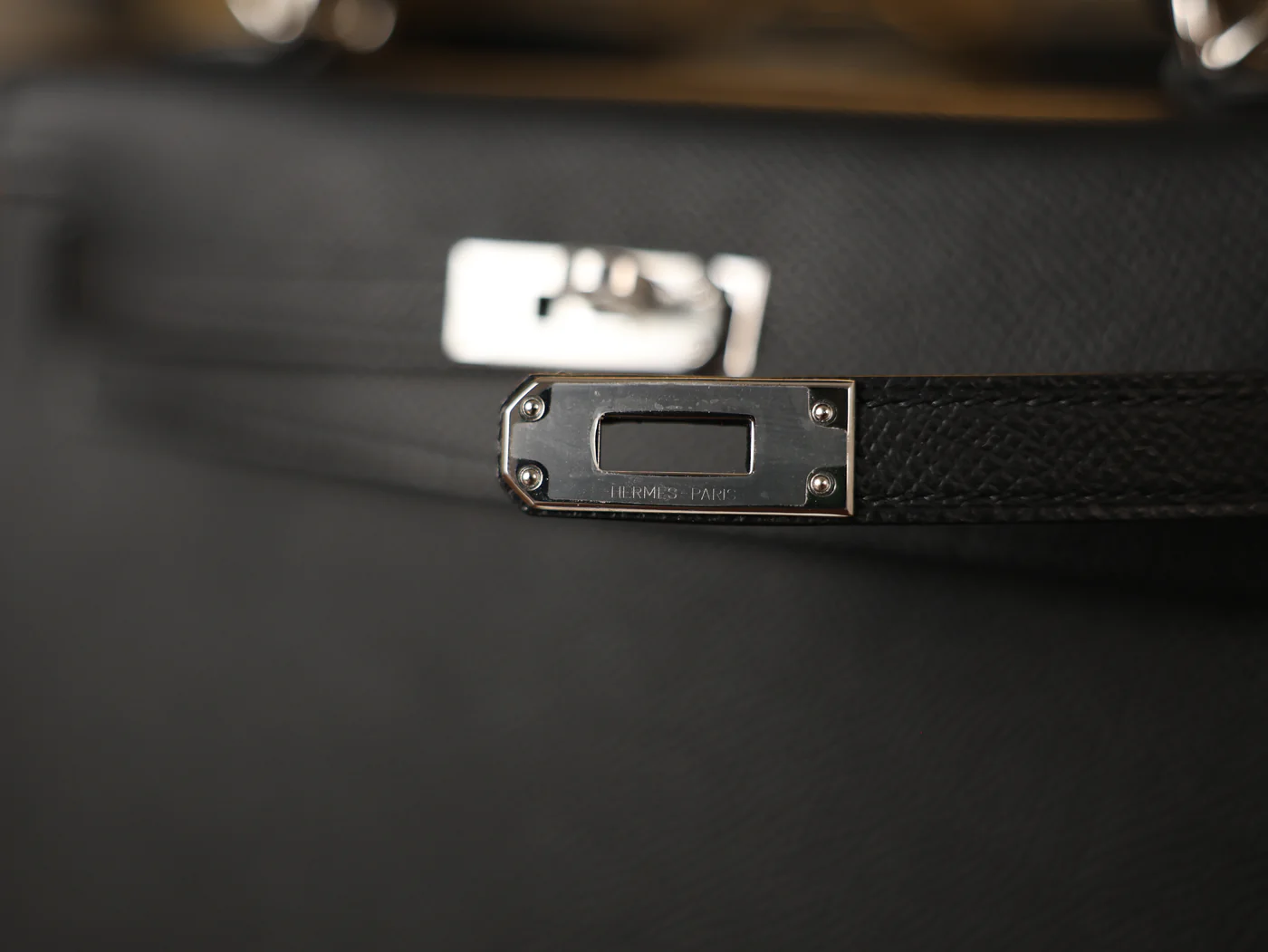 에르메스 켈리백 25 앱송 블랙 은장