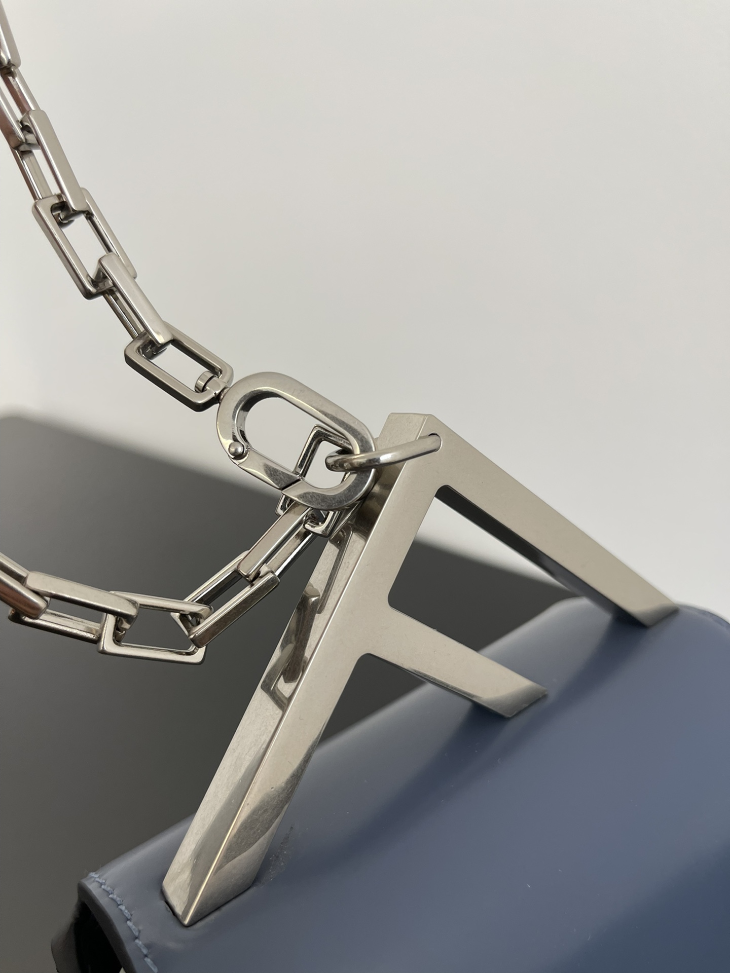 펜디 나노 백 F 블루