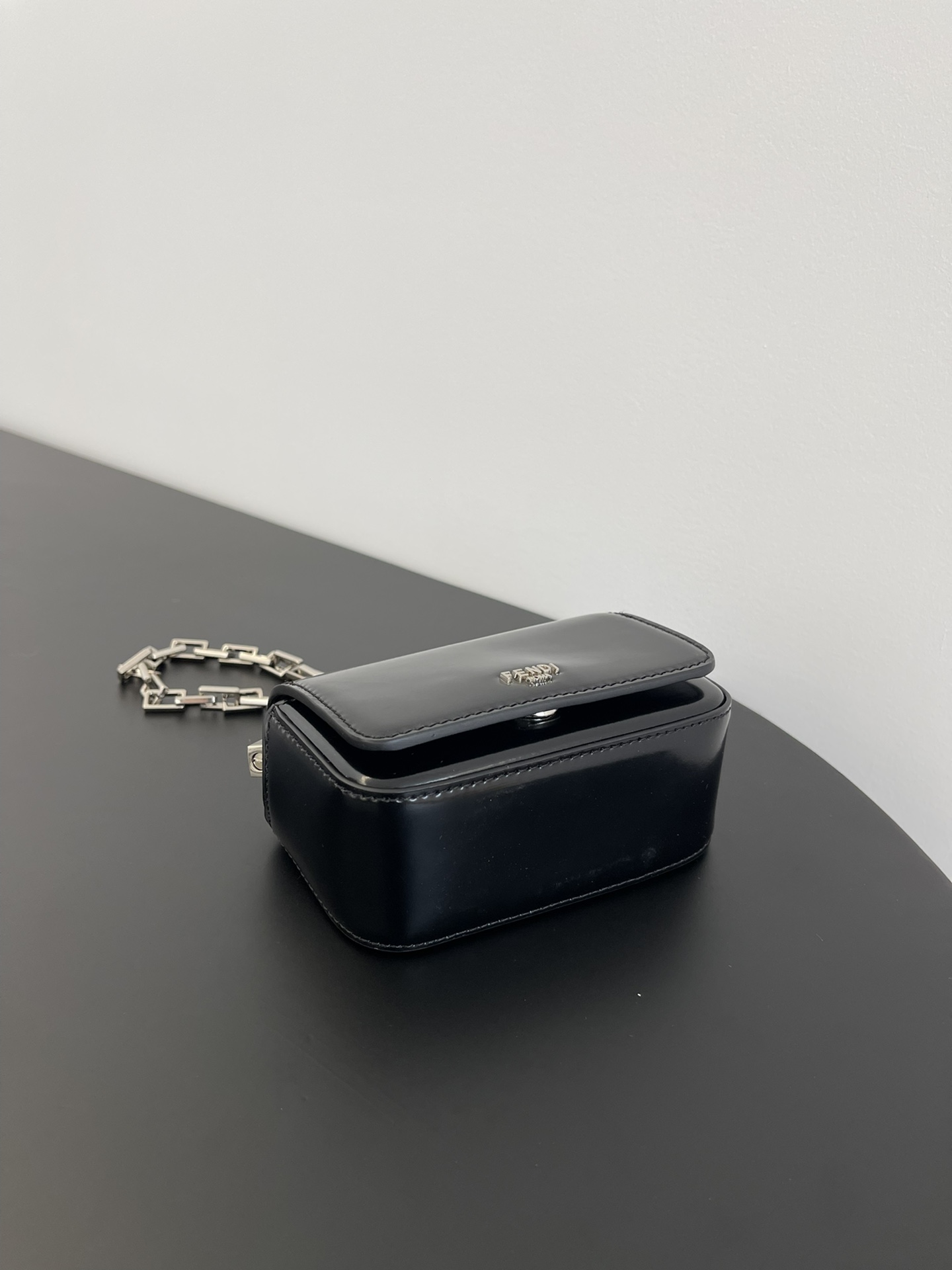 펜디 나노 백 F 블랙