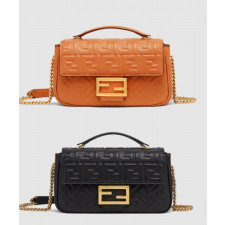 펜디 체인 가죽백 8BR793