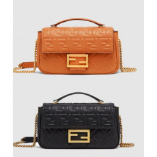 펜디 체인 가죽백 8BR793