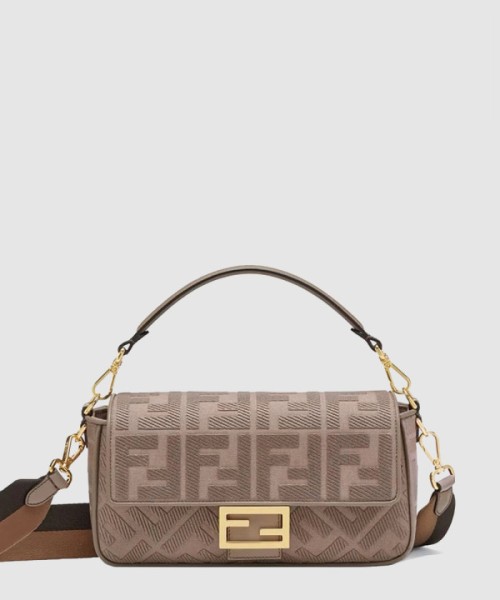 펜디 바게트백 미듐 8BR600